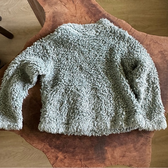 Boden Fleece Pullover - Picture 2 of 3